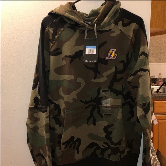 Nike Other - Nike Lakers Hoodie